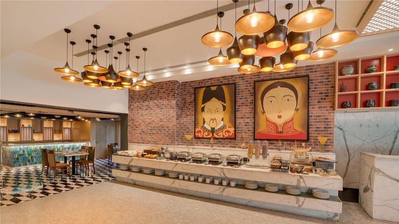 <b>Lemon Tree Hotel Centre Point Restaurant</b>. Images powered by <a href="https://iceportal.shijigroup.com/" title="IcePortal" target="_blank">IcePortal</a>.