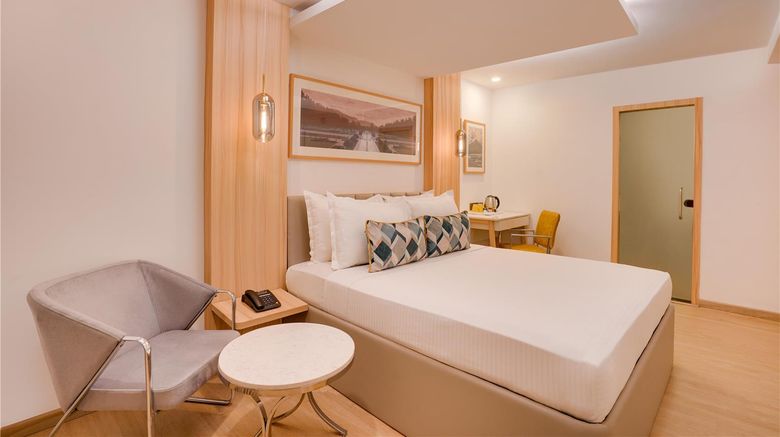 <b>Lemon Tree Hotel Centre Point Room</b>. Images powered by <a href="https://iceportal.shijigroup.com/" title="IcePortal" target="_blank">IcePortal</a>.