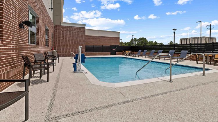 Drury Plaza Hotel Mobile Pool