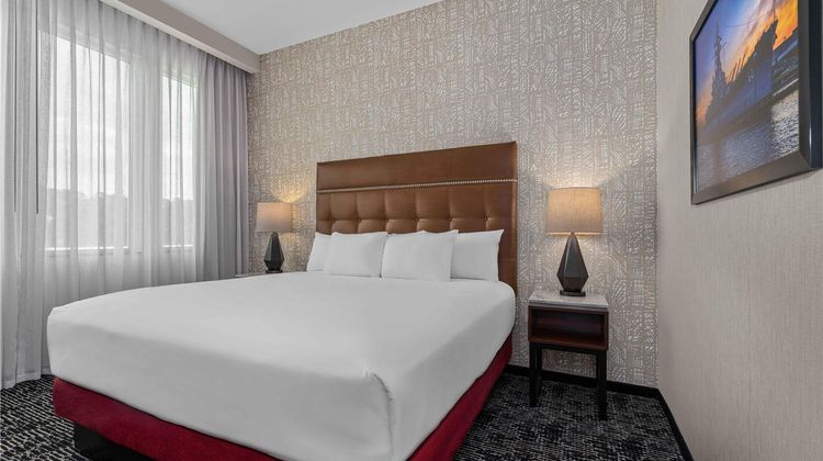 Drury Plaza Hotel Mobile Room