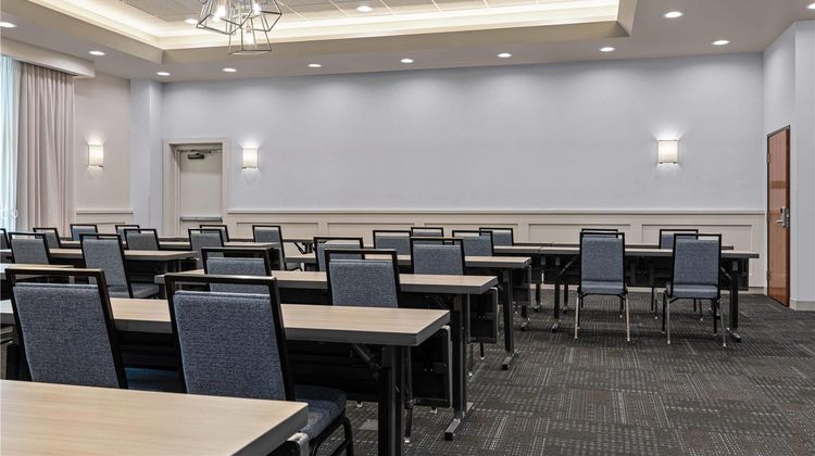 Drury Plaza Hotel Mobile Meeting