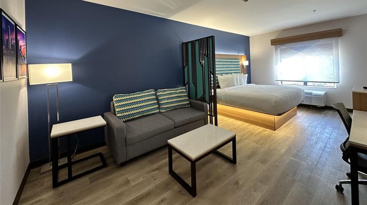 Best Western Plus Fair Park East Room