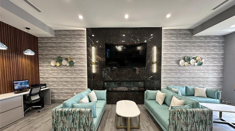 Best Western Plus Fair Park East Lobby