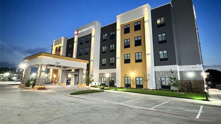Best Western Plus Fair Park East Exterior