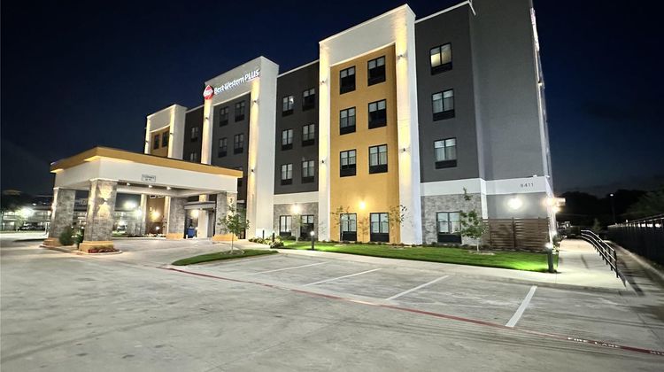 Best Western Plus Fair Park East Exterior