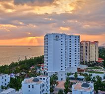 DoubleTree Hilton Sanya Bay Exterior