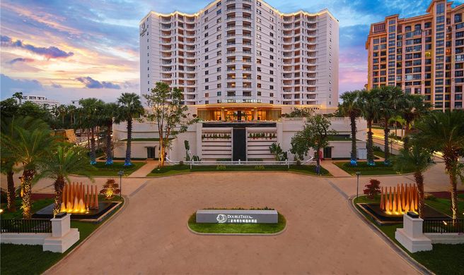 DoubleTree Hilton Sanya Bay Exterior