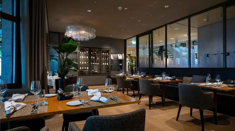<b>Seepark Hotel Restaurant</b>. Images powered by <a href="https://iceportal.shijigroup.com/" title="IcePortal" target="_blank">IcePortal</a>.