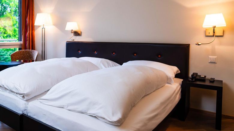 <b>Seepark Hotel Room</b>. Images powered by <a href="https://iceportal.shijigroup.com/" title="IcePortal" target="_blank">IcePortal</a>.