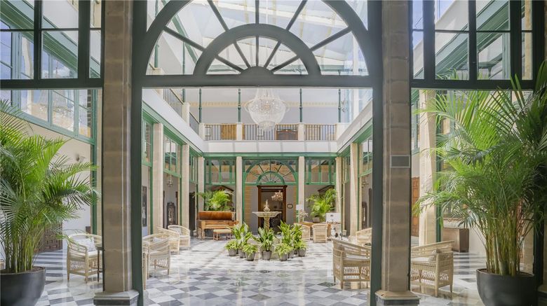 <b>Hotel Duques de Medinaceli Lobby</b>. Images powered by <a href="https://iceportal.shijigroup.com/" title="IcePortal" target="_blank">IcePortal</a>.
