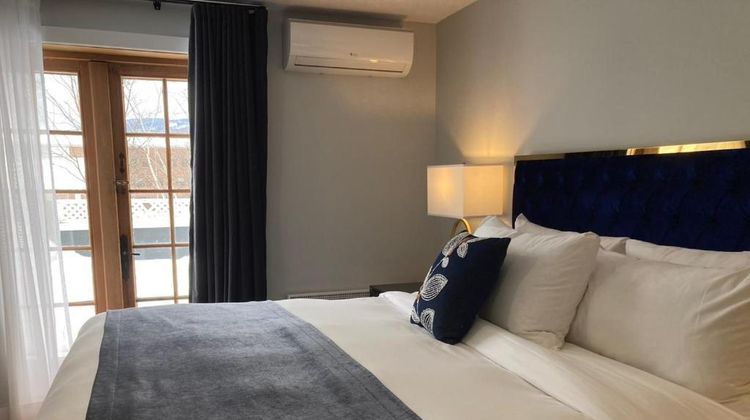 Auberge La Maison Otis Room