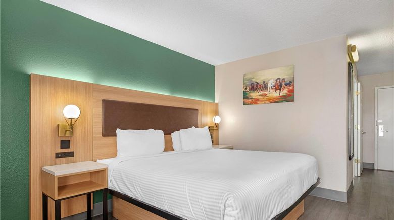 <b>Baymont by Wyndham Richmond KY Room</b>. Images powered by <a href="https://iceportal.shijigroup.com/" title="IcePortal" target="_blank">IcePortal</a>.