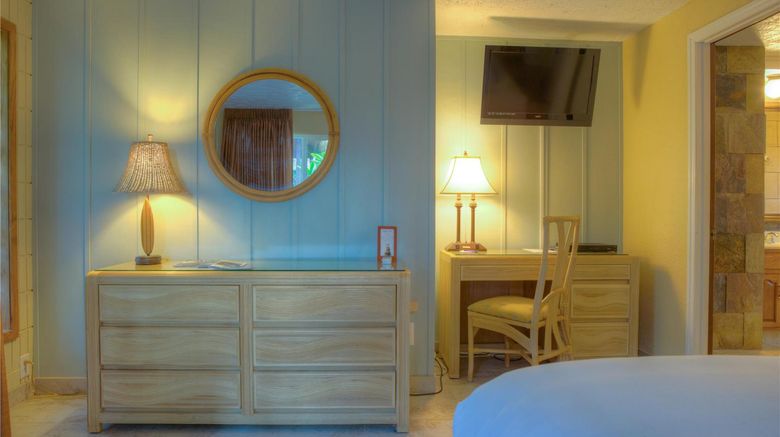 <b>Kohea Kai Hotel Maui Room</b>. Images powered by <a href="https://iceportal.shijigroup.com/" title="IcePortal" target="_blank">IcePortal</a>.