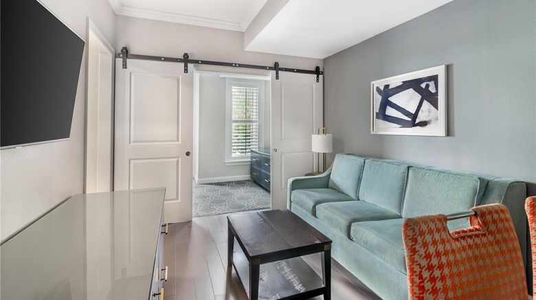 <b>King 583 Room</b>. Images powered by <a href="https://iceportal.shijigroup.com/" title="IcePortal" target="_blank">IcePortal</a>.