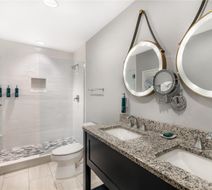 King 583 Room
