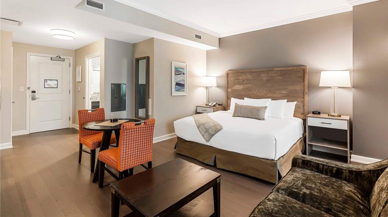 <b>King 583 Room</b>. Images powered by <a href="https://iceportal.shijigroup.com/" title="IcePortal" target="_blank">IcePortal</a>.