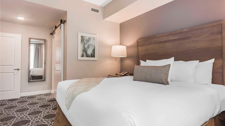 <b>King 583 Room</b>. Images powered by <a href="https://iceportal.shijigroup.com/" title="IcePortal" target="_blank">IcePortal</a>.
