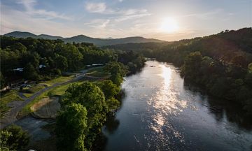 Asheville River Cabins