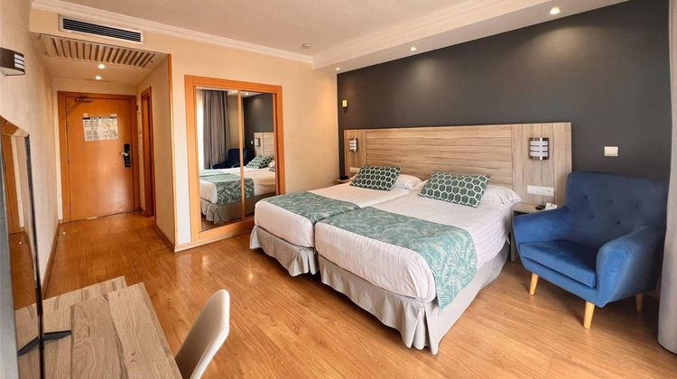 Maya Alicante Room