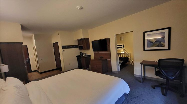 Comfort Inn & Suites Miami Route 66 Room