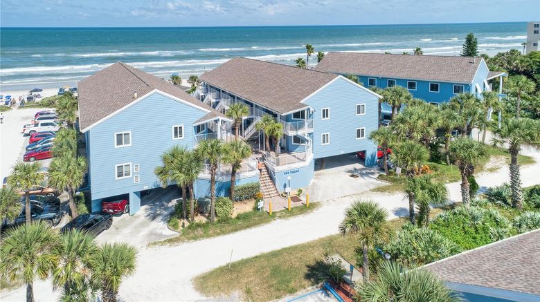<b>New Smyrna Waves Other</b>. Images powered by <a href="https://iceportal.shijigroup.com/" title="IcePortal" target="_blank">IcePortal</a>.