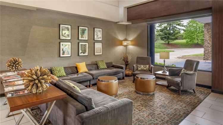Best Western Plus Miamisburg-Dayton Lobby