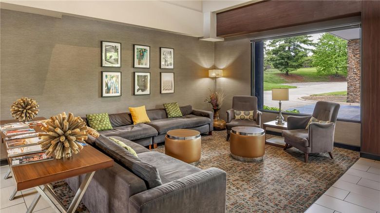 <b>Best Western Plus Miamisburg-Dayton Lobby</b>. Images powered by <a href="https://iceportal.shijigroup.com/" title="IcePortal" target="_blank">IcePortal</a>.