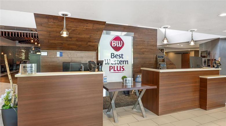 <b>Best Western Plus Miamisburg-Dayton Lobby</b>. Images powered by <a href="https://iceportal.shijigroup.com/" title="IcePortal" target="_blank">IcePortal</a>.