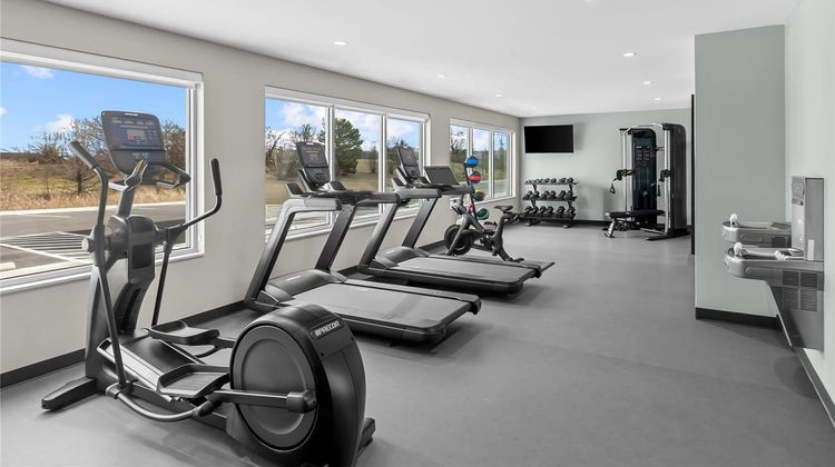 Everhome Suites Wichita Northeast Health