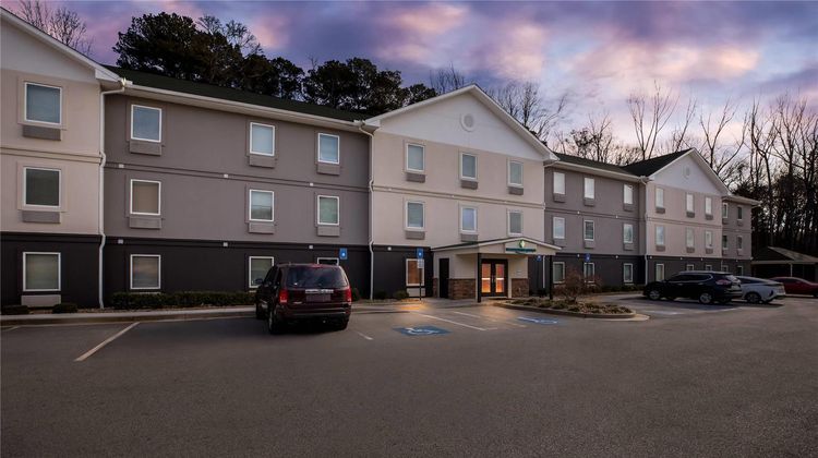 Woodspring Suites Atlanta Airport Exterior