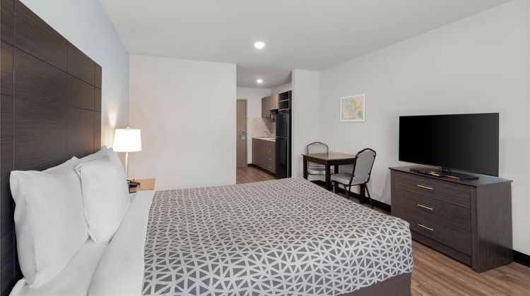 Woodspring Suites Atlanta Airport Suite