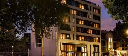 Mercure Melbourne La Trobe Street Exterior