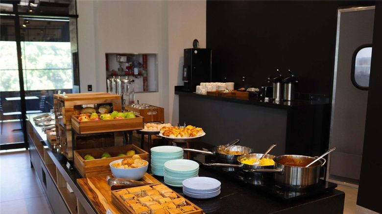 <b>Ibis Primavera do Leste Restaurant</b>. Images powered by <a href="https://iceportal.shijigroup.com/" title="IcePortal" target="_blank">IcePortal</a>.
