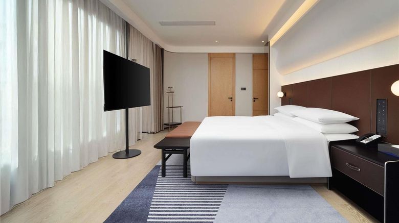 <b>Novotel Chengdu Lige Suite</b>. Images powered by <a href="https://iceportal.shijigroup.com/" title="IcePortal" target="_blank">IcePortal</a>.