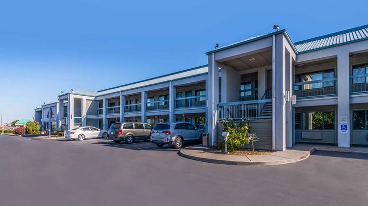 Americas Best Value Inn Phoenix Ashland Exterior