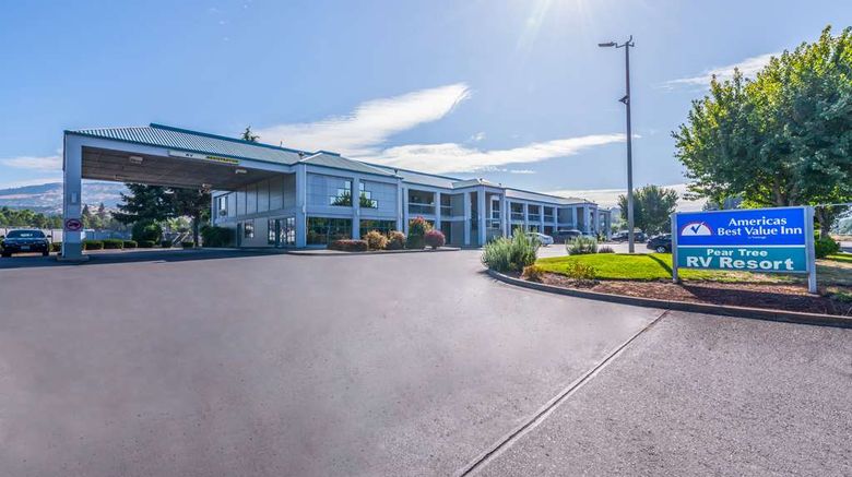 Americas Best Value Inn Phoenix Ashland Exterior. Images powered by <a href="https://iceportal.shijigroup.com" target="_blank" rel="noopener">Ice Portal</a>.