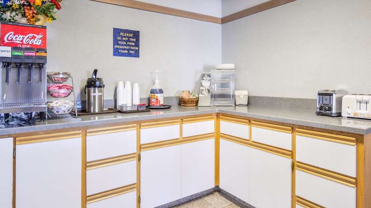 Americas Best Value Inn Phoenix Ashland Restaurant