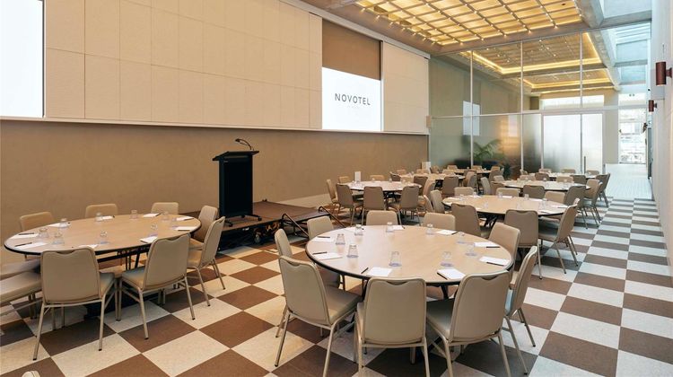 Novotel St Kilda Meeting