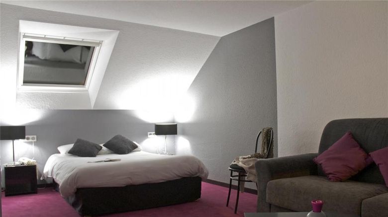 <b>Brit Hotel Le Kerotel - Lorient Room</b>. Images powered by <a href="https://iceportal.shijigroup.com/" title="IcePortal" target="_blank">IcePortal</a>.