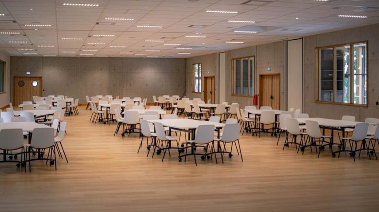 <b>La Reposee Hotel Restaurant Restaurant</b>. Images powered by <a href="https://iceportal.shijigroup.com/" title="IcePortal" target="_blank">IcePortal</a>.