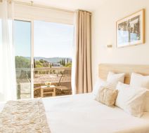 Hotel le Concorde Room