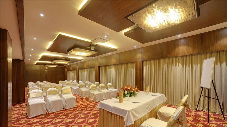 <b>Siamton Inn Ballroom</b>. Images powered by <a href="https://iceportal.shijigroup.com/" title="IcePortal" target="_blank">IcePortal</a>.