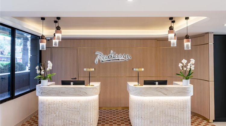Radisson Hotel Cannes Seaside Lobby
