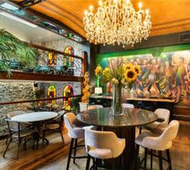 Victoria Hotel Lobby