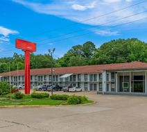 OYO Hotel Jefferson TX Hwy 59 Exterior