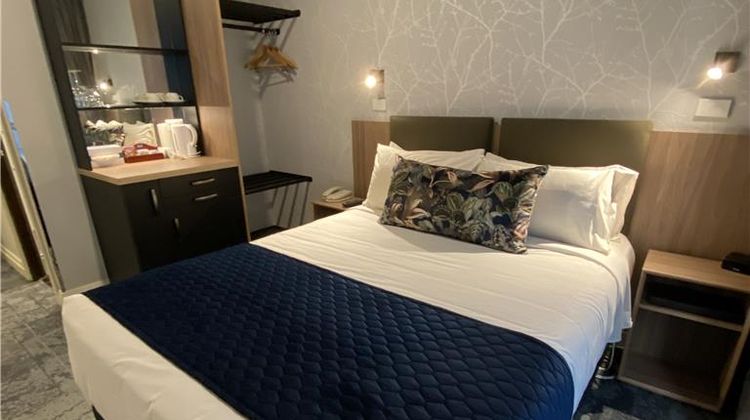 Trinity Hotel Room