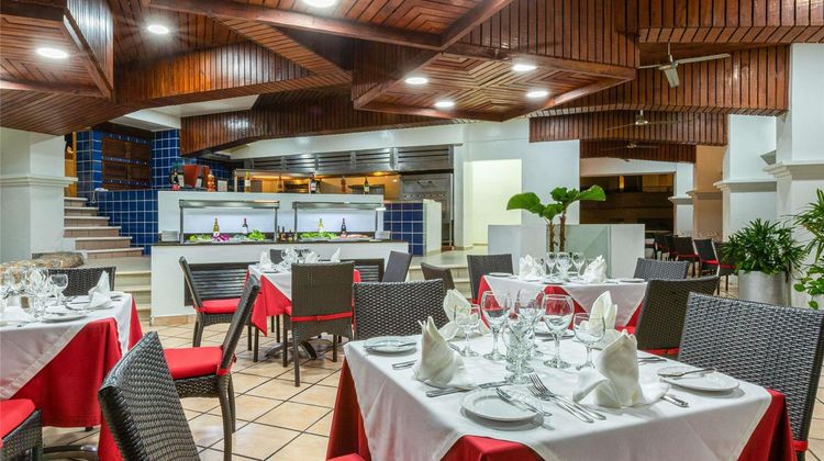 Park Royal Huatulco Restaurant