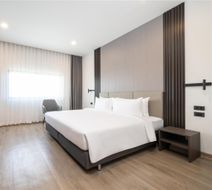 SureStay Plus by Ramkhamhaeng Airport Room