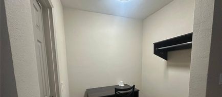 Econo Lodge St Petersburg Central Room