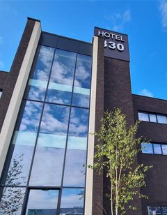 HOTEL BRASSERIE LE 830